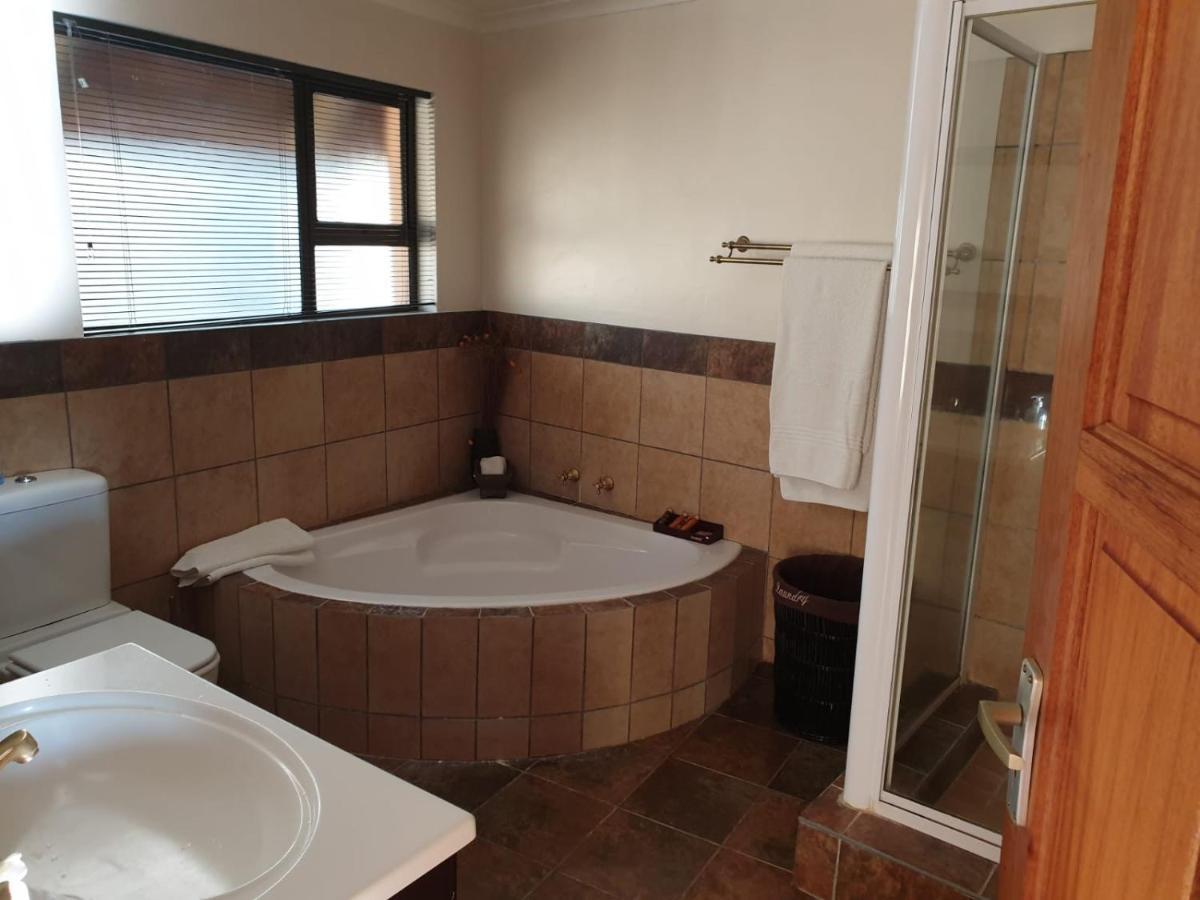Wag N Bietjie Bush Lodge Heuningneskloof Екстериор снимка